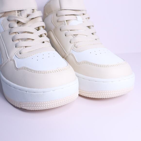 BERNESS Rylee High Top Sneaker Beige White Platform Lace Up Athleisure Women's 8 - Picture 6 of 9